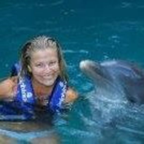 Meet your Posher, Anna - Picture 1 of 1